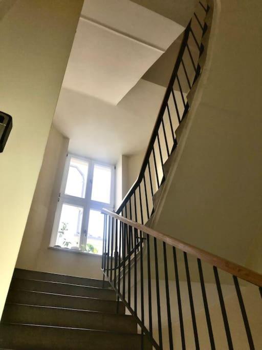 Pop Nowogrodzka Apartment *