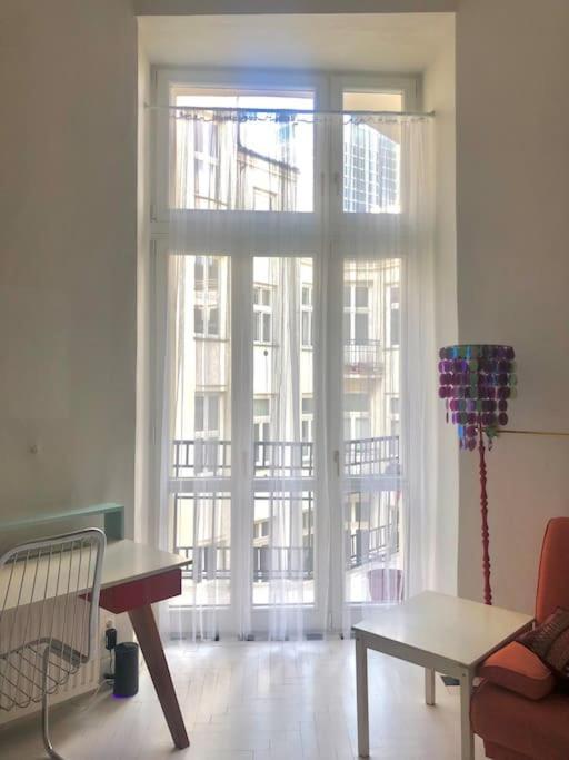 Pop Nowogrodzka Apartment Warsaw